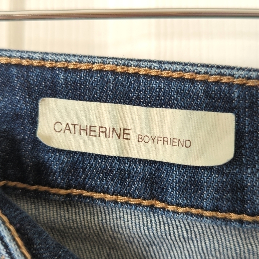 Kut from the Kloth Catherine Mid Rise Dark Wash Slim Fit Boyfriend Denim Jeans 4 - Picture 9 of 16